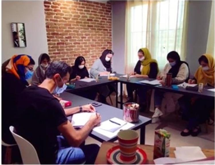 آکادمی طراحی اموزشگاه طلاسازی طلافنون شعبه ی اقدسیه